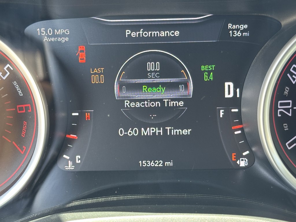 2015 Dodge Challenger Image 27