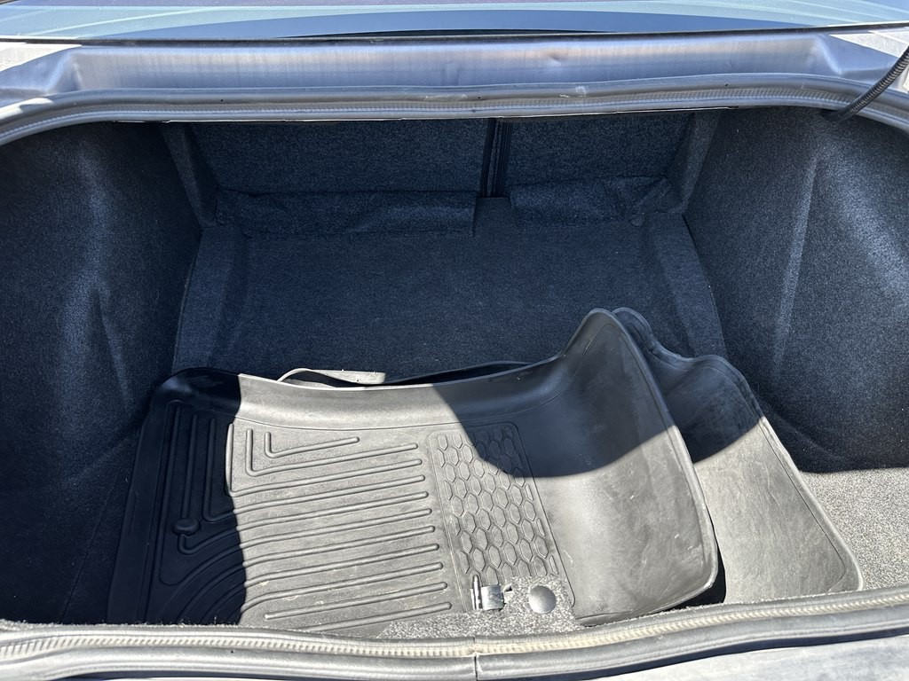 2015 Dodge Challenger Image 33