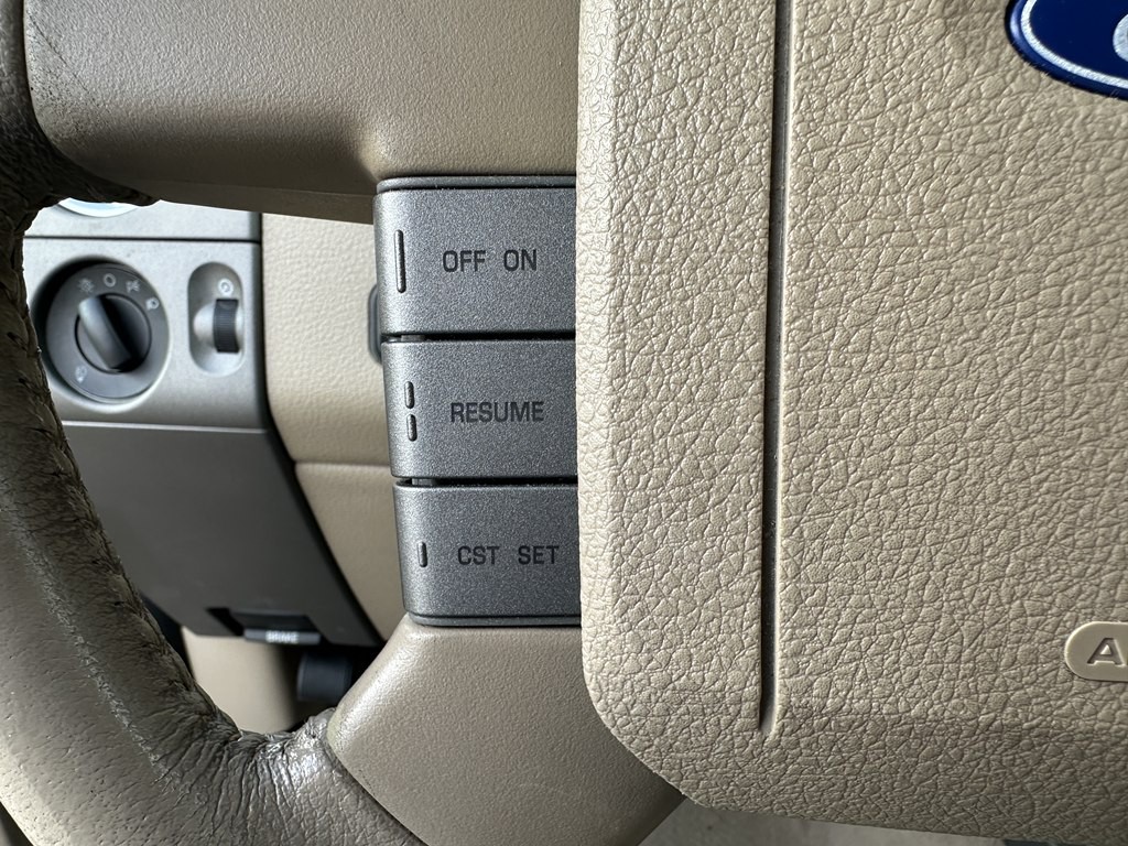 2005 Ford F-150 Image 19