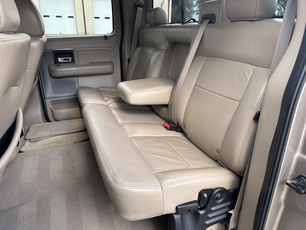 2005 Ford F-150 Image 31
