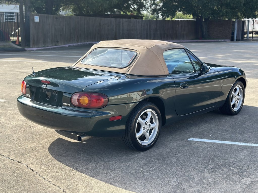 1999 Mazda MX-5 Miata Image 5
