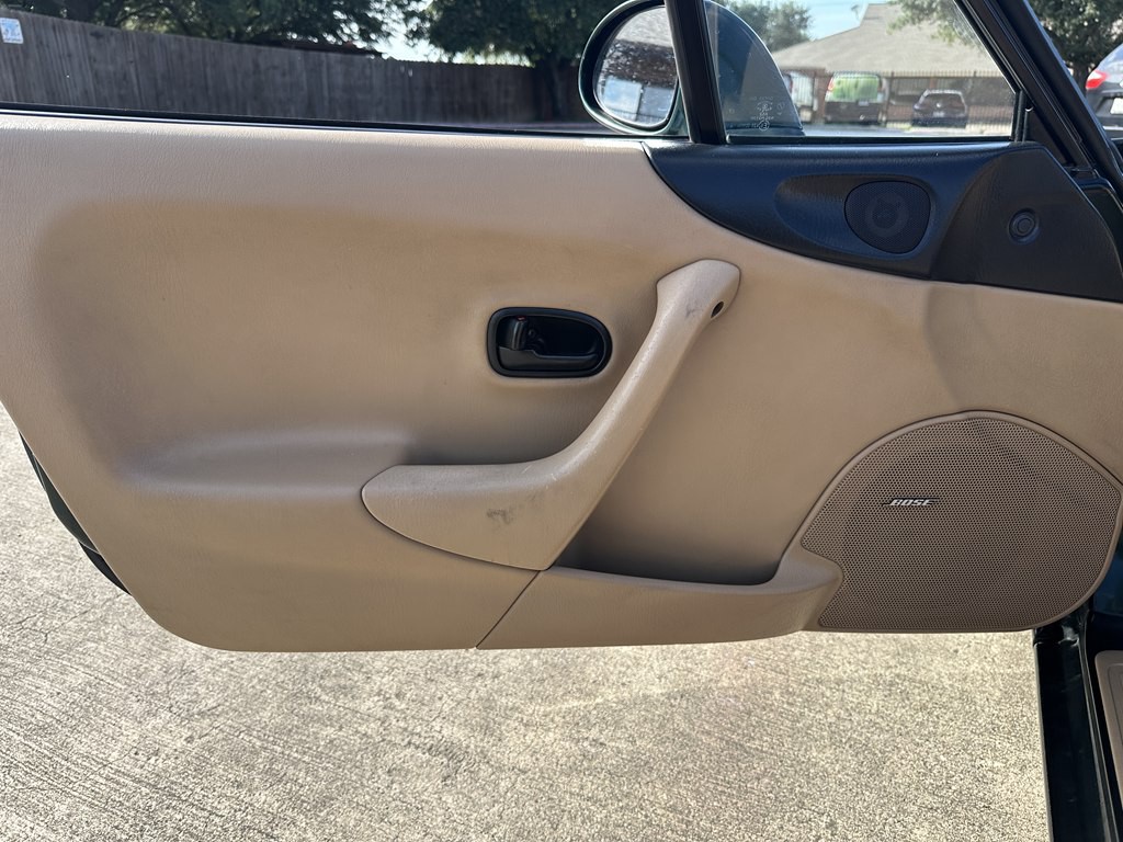 1999 Mazda MX-5 Miata Image 17