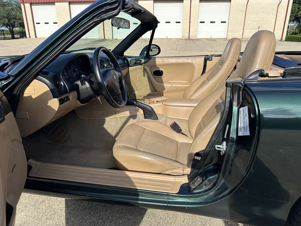 1999 Mazda MX-5 Miata Image 19
