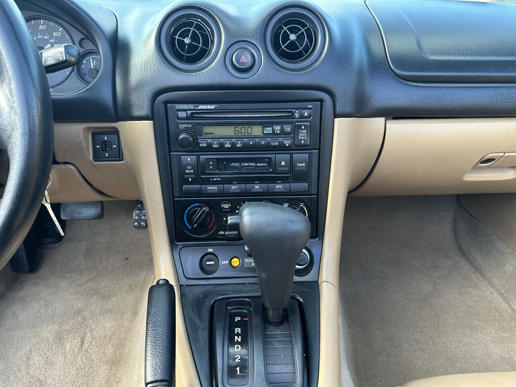 1999 Mazda MX-5 Miata Image 24