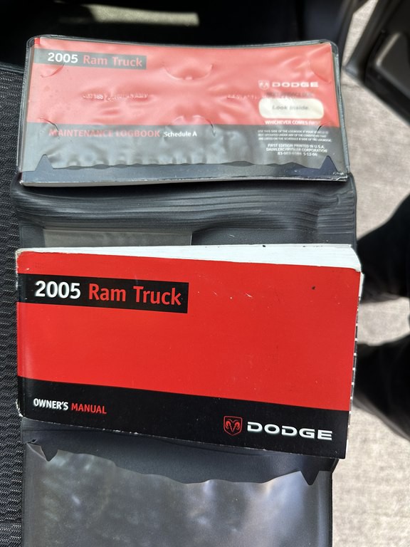 2005 Dodge Ram 1500 Image 28