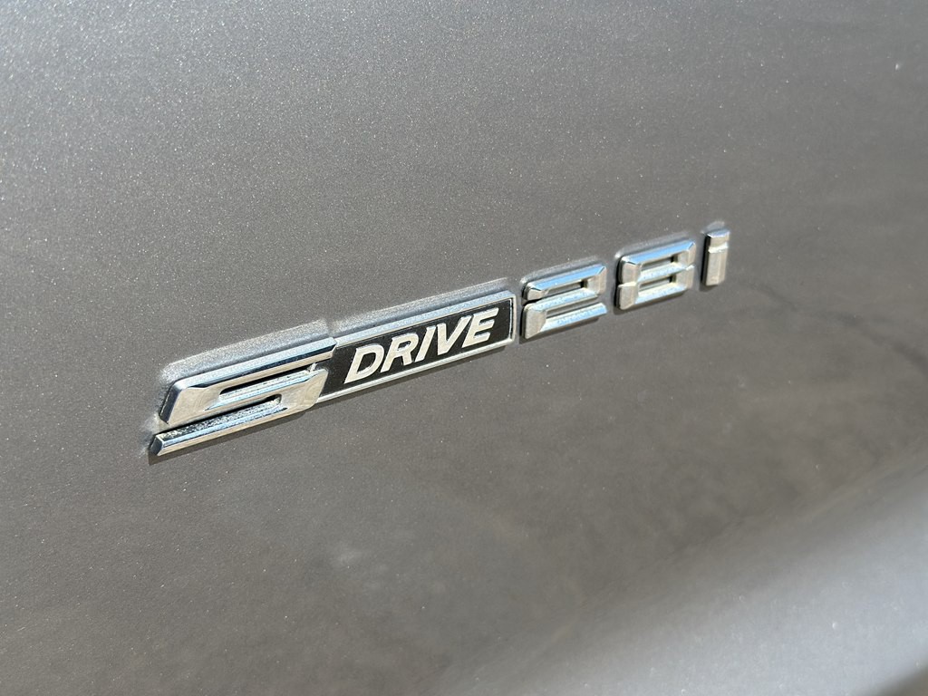 2017 BMW X3 Image 9