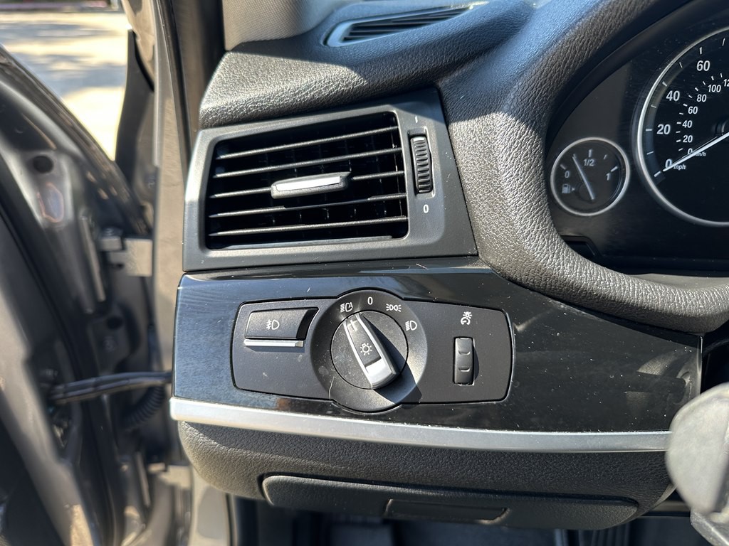 2017 BMW X3 Image 16