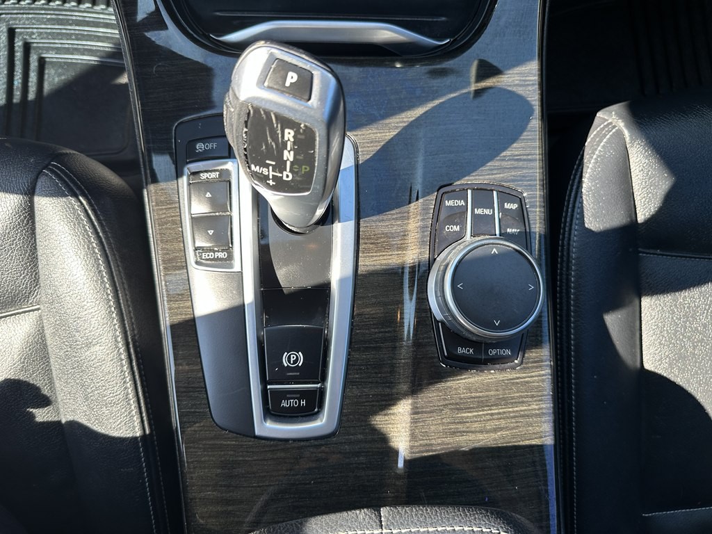 2017 BMW X3 Image 26