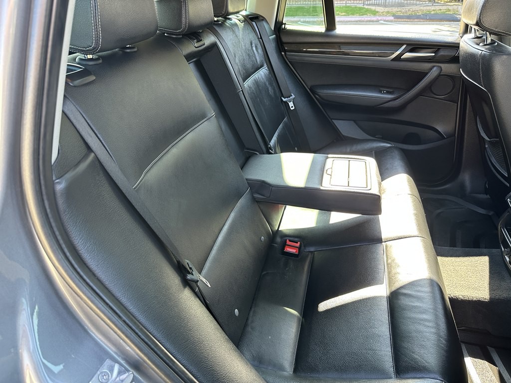 2017 BMW X3 Image 37