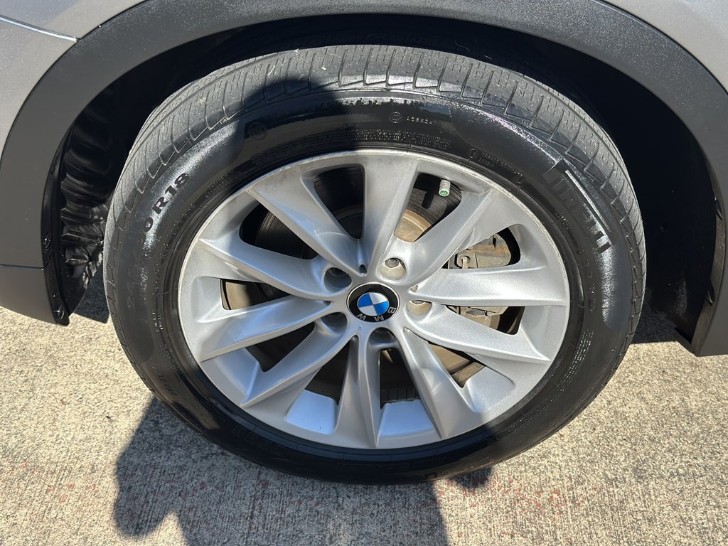 2017 BMW X3 Image 40