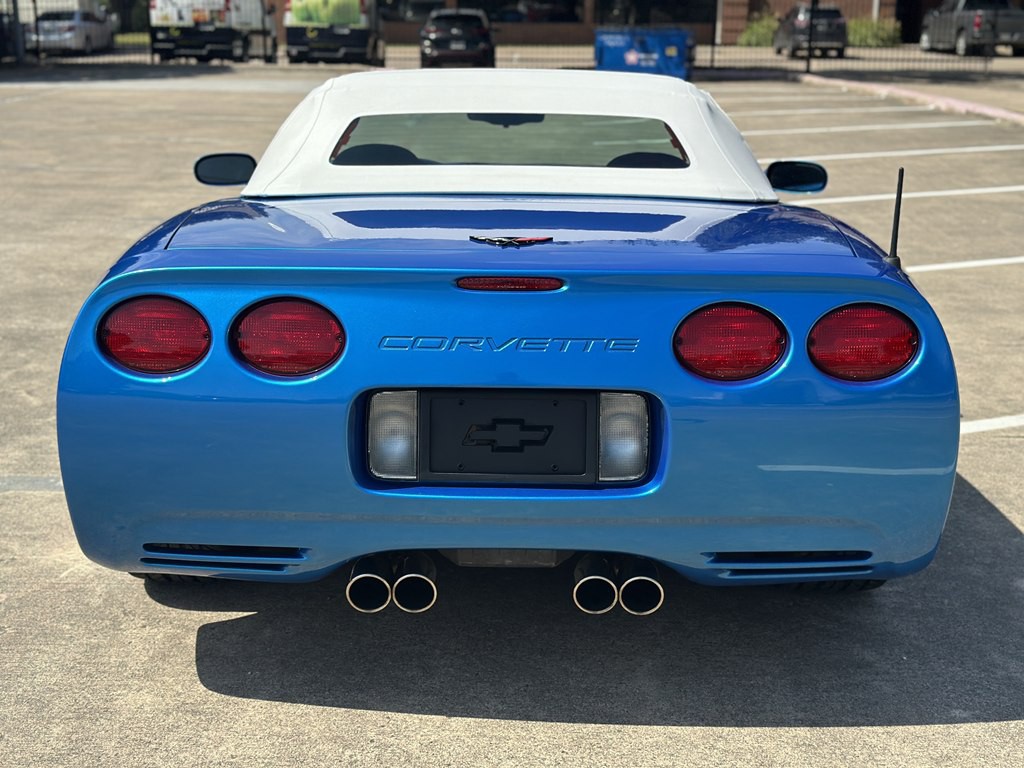 1999 Chevrolet Corvette Image 6