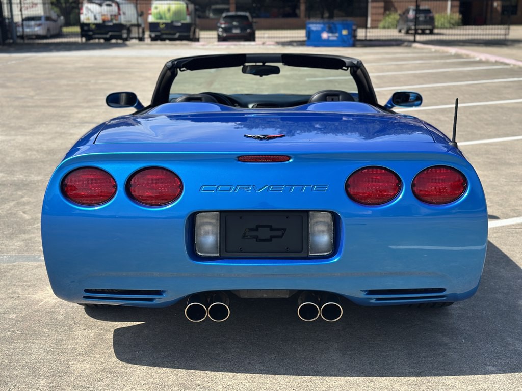 1999 Chevrolet Corvette Image 14