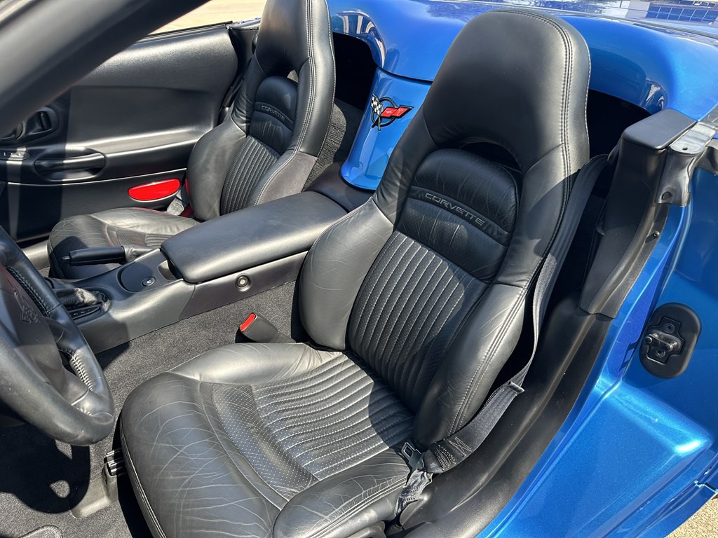 1999 Chevrolet Corvette Image 21