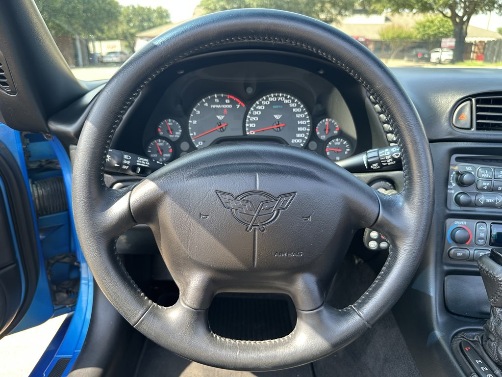 1999 Chevrolet Corvette Image 22