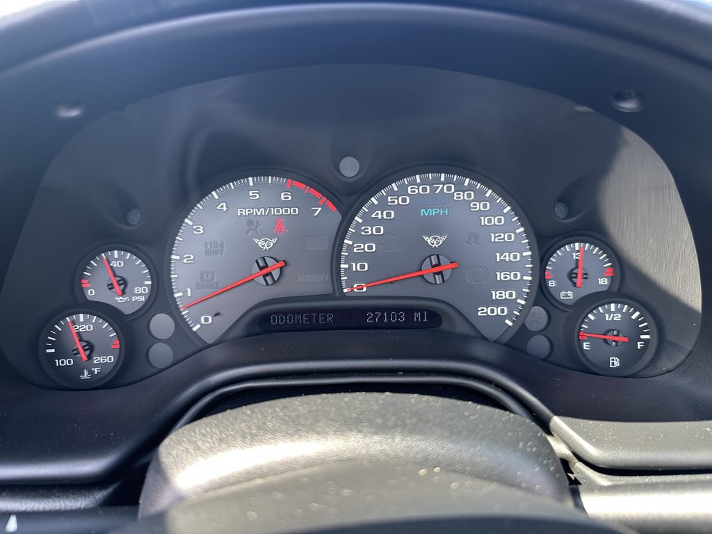 1999 Chevrolet Corvette Image 23