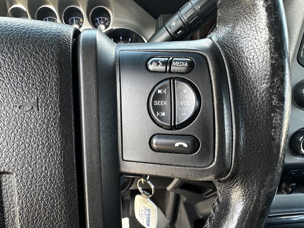2015 Ford F-250 Image 18