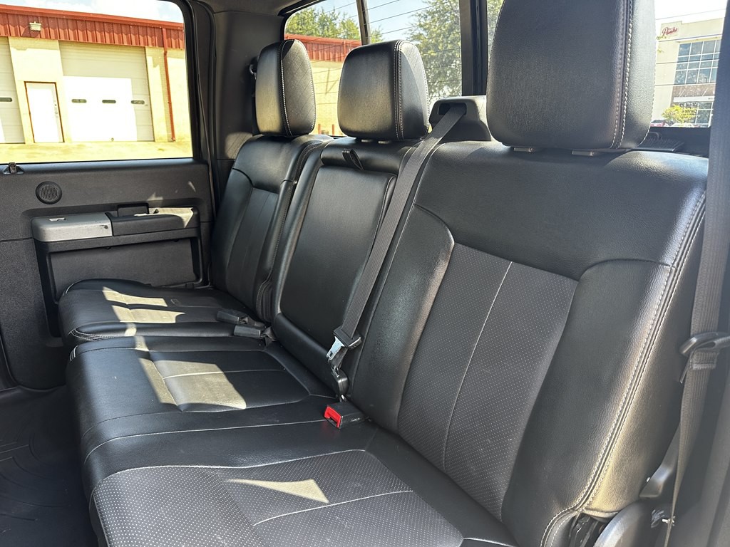 2015 Ford F-250 Image 32