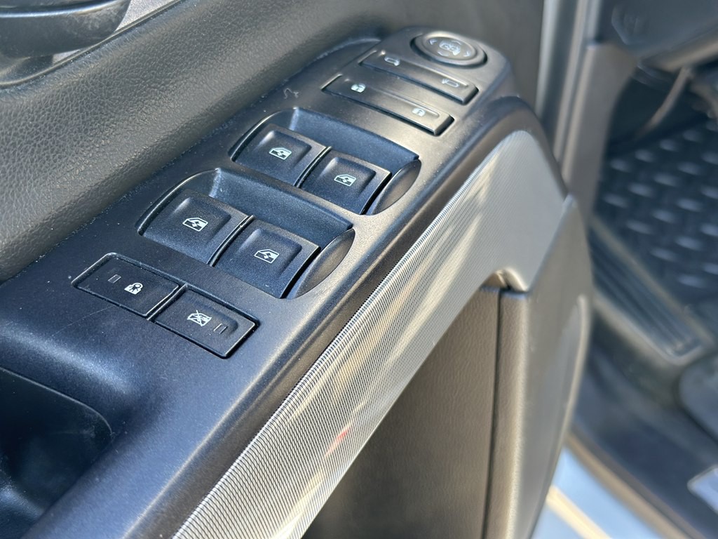 2014 Chevrolet Silverado 1500 Image 12