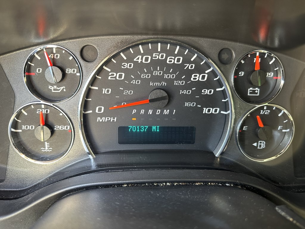 2011 Chevrolet Express Image 14