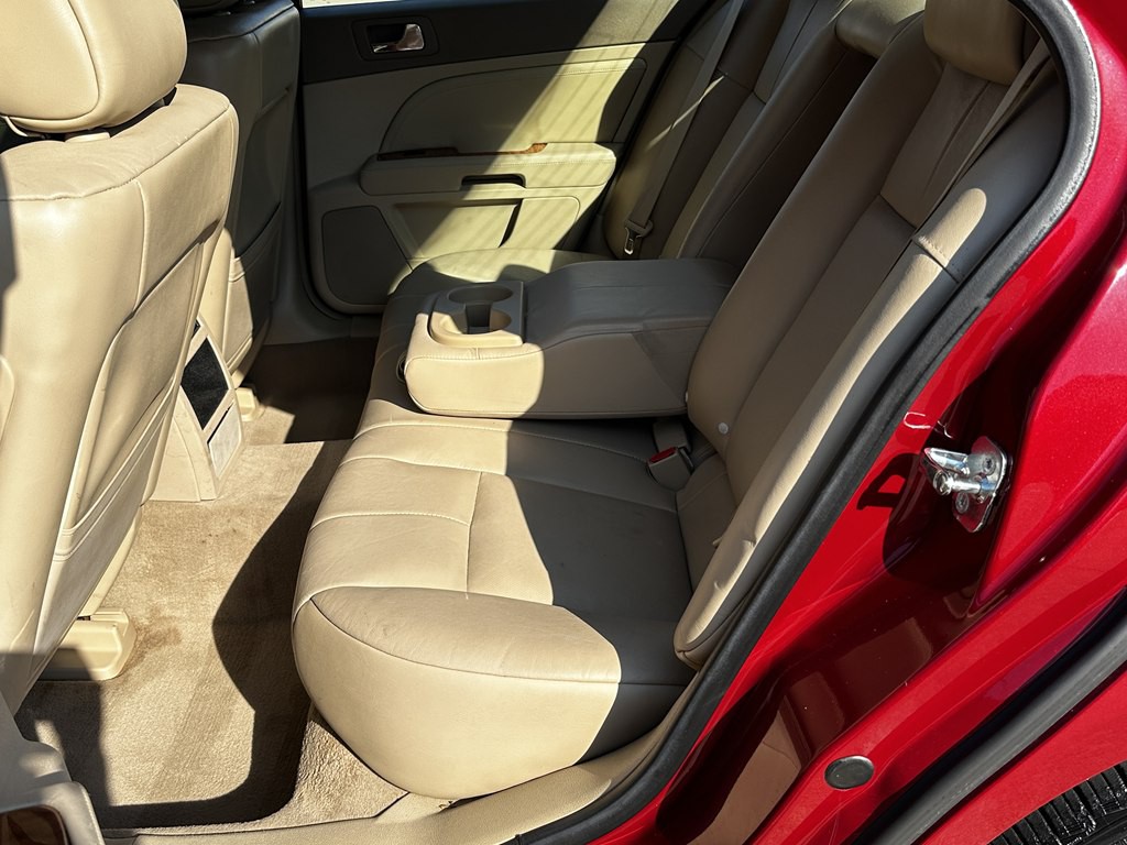 2011 Cadillac STS Image 30
