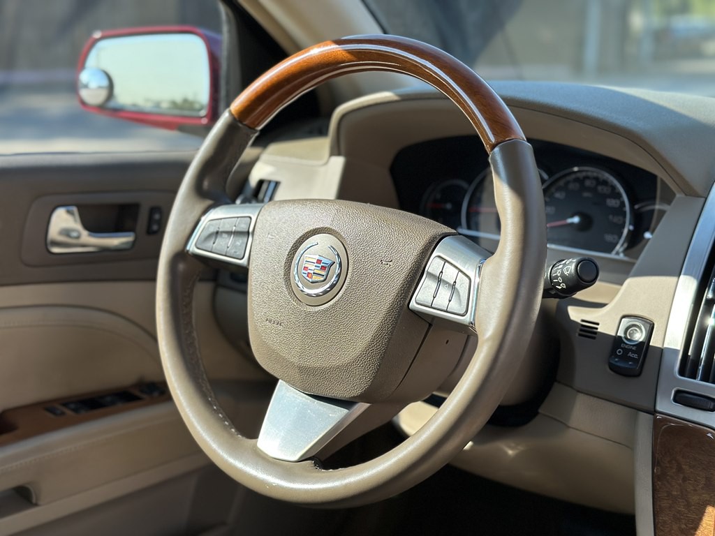 2011 Cadillac STS Image 38