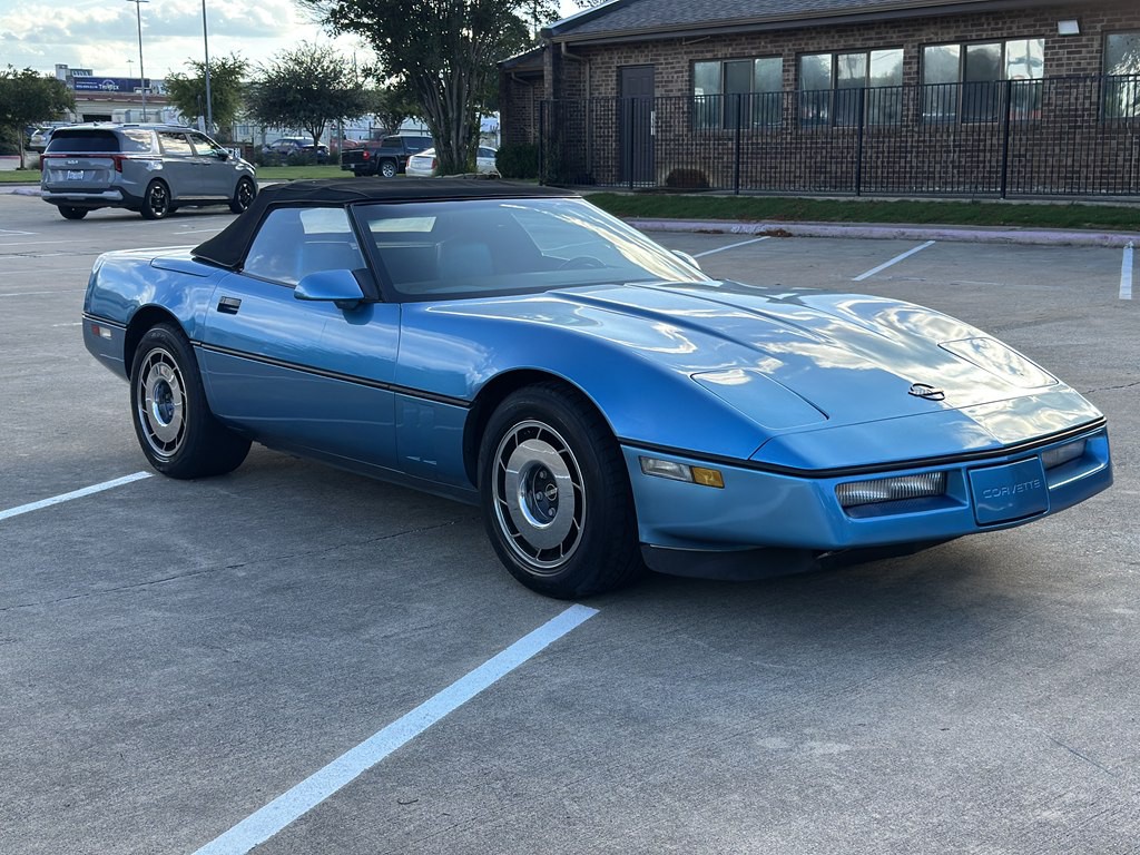 1987 Chevrolet Corvette Image 3