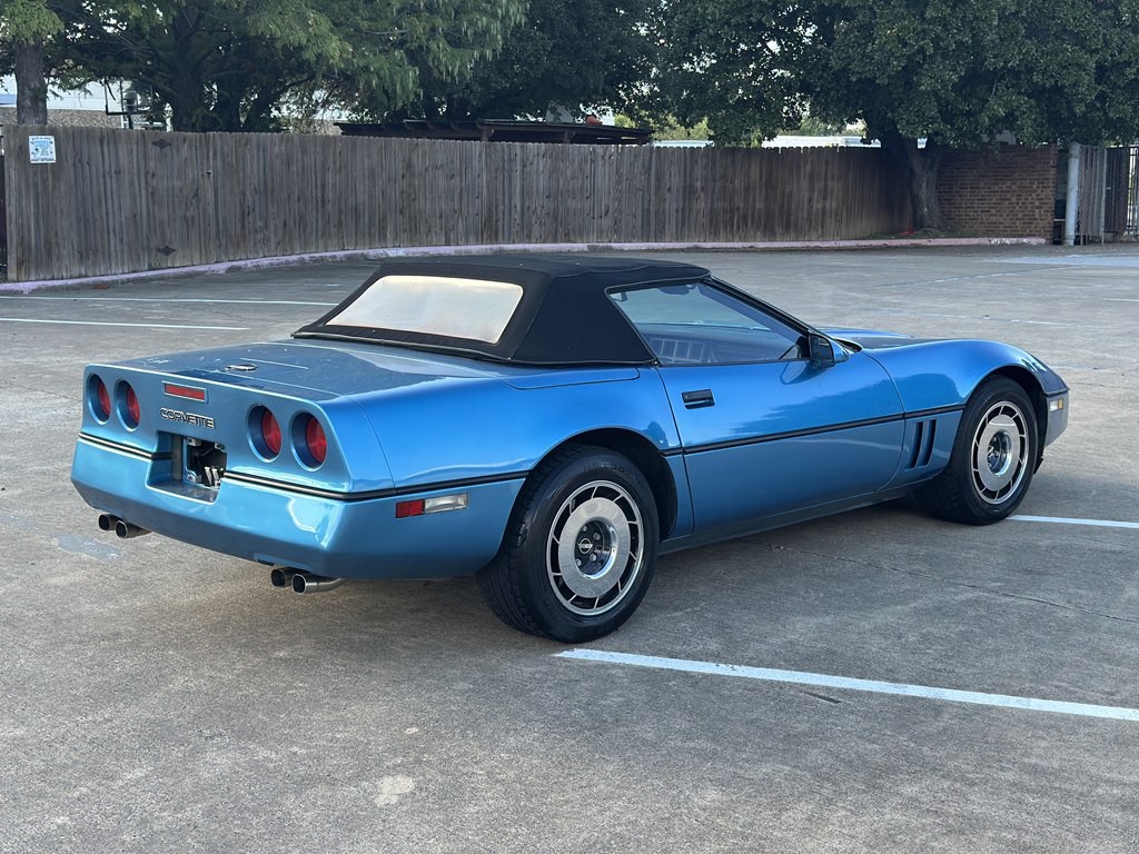 1987 Chevrolet Corvette Image 5