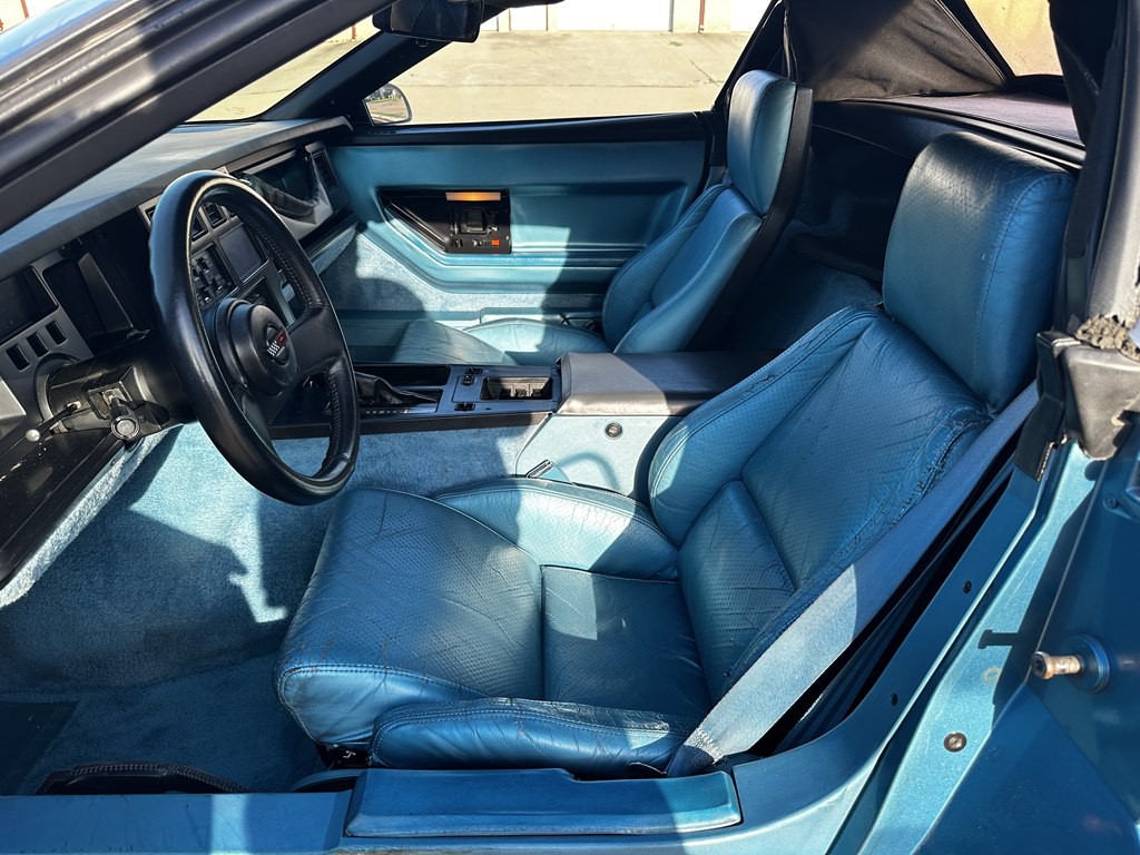 1987 Chevrolet Corvette Image 10