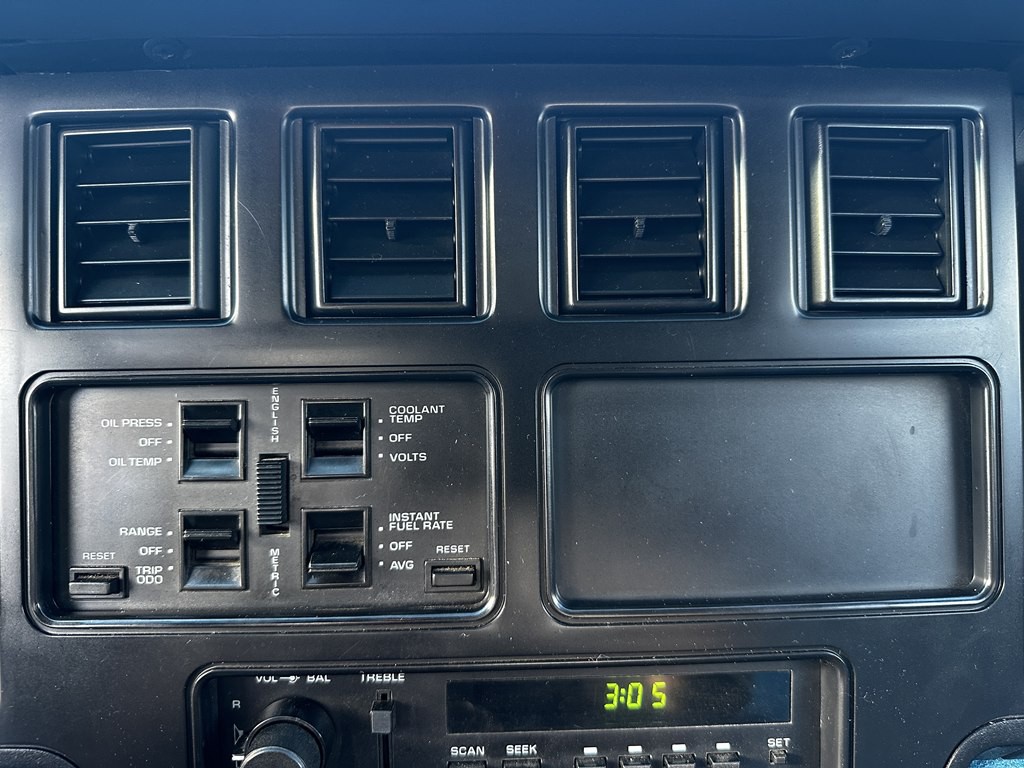 1987 Chevrolet Corvette Image 16