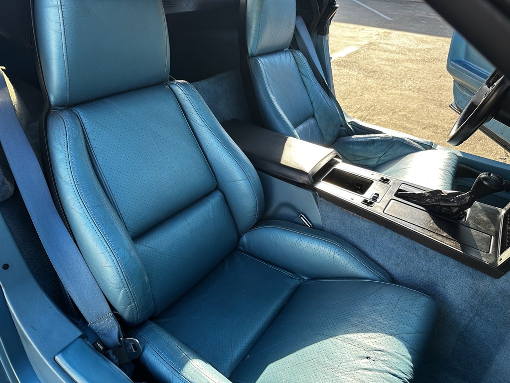 1987 Chevrolet Corvette Image 21