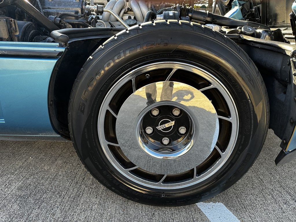 1987 Chevrolet Corvette Image 23