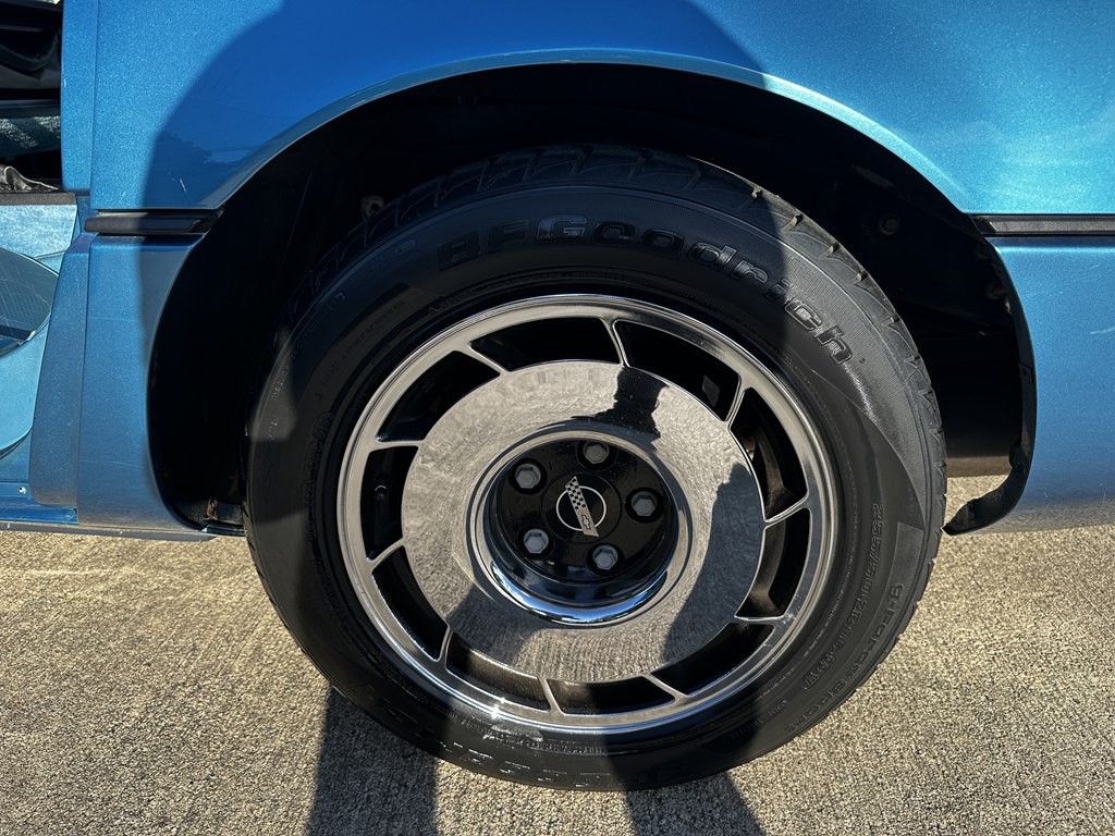 1987 Chevrolet Corvette Image 25