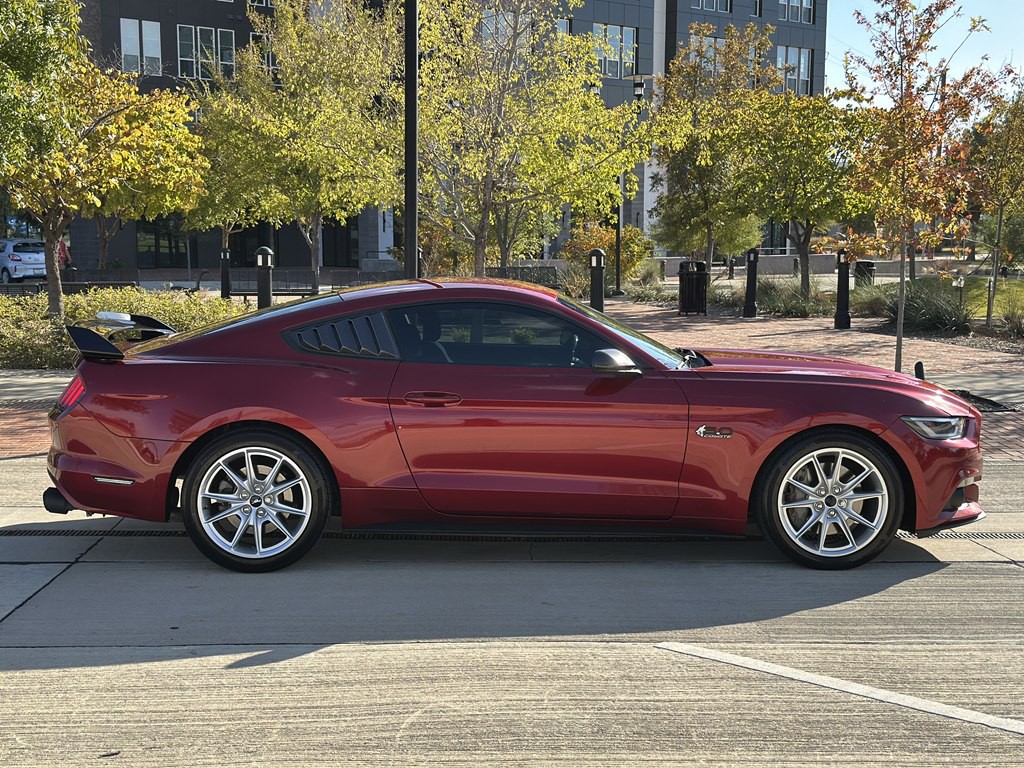 2017 Ford Mustang Image 4