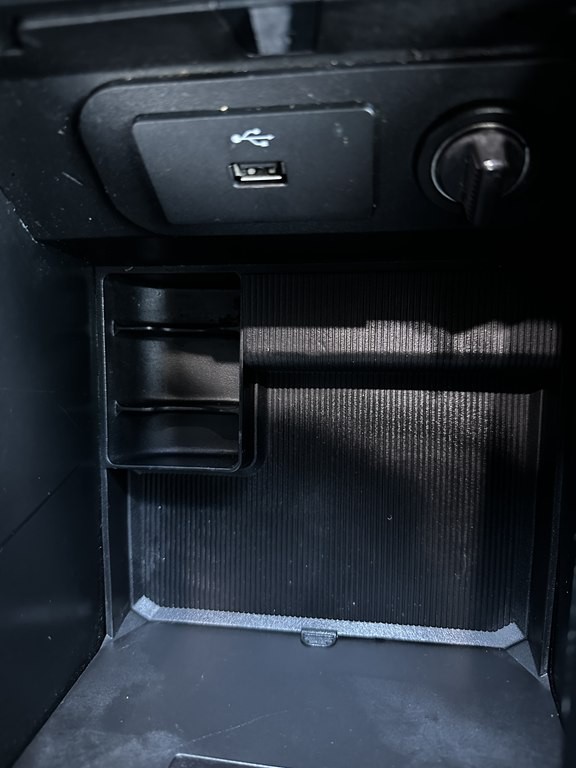 2017 Ford Mustang Image 32