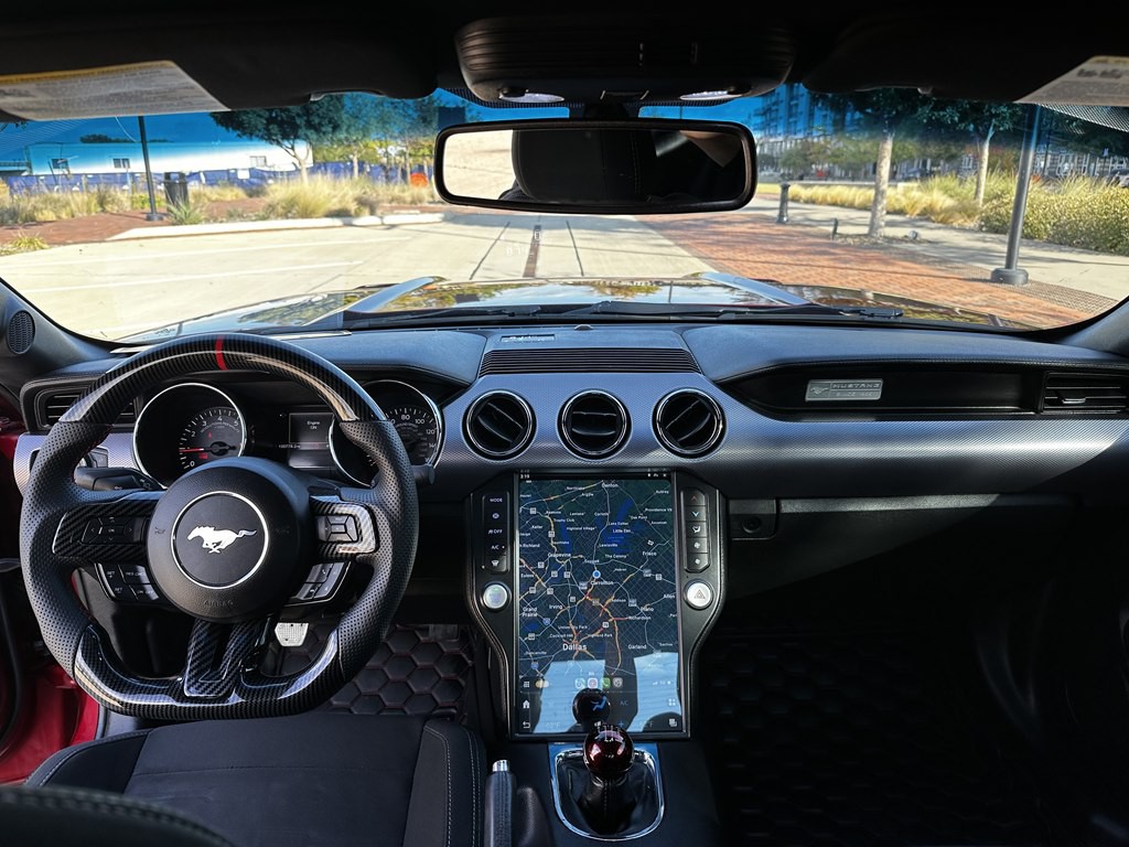 2017 Ford Mustang Image 35