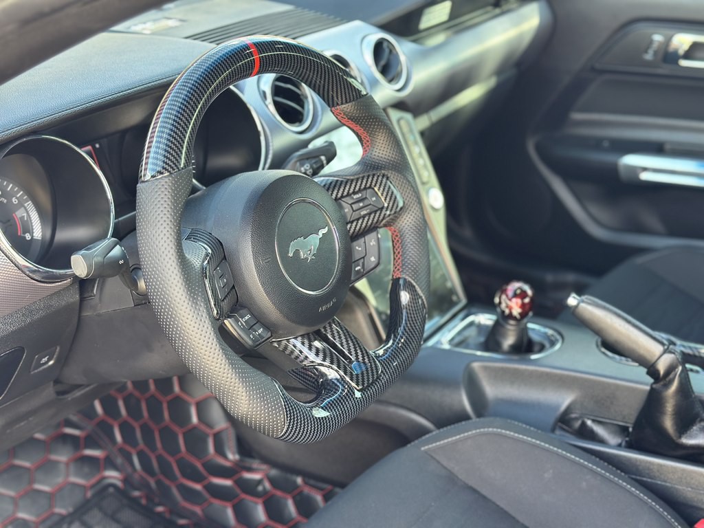 2017 Ford Mustang Image 43