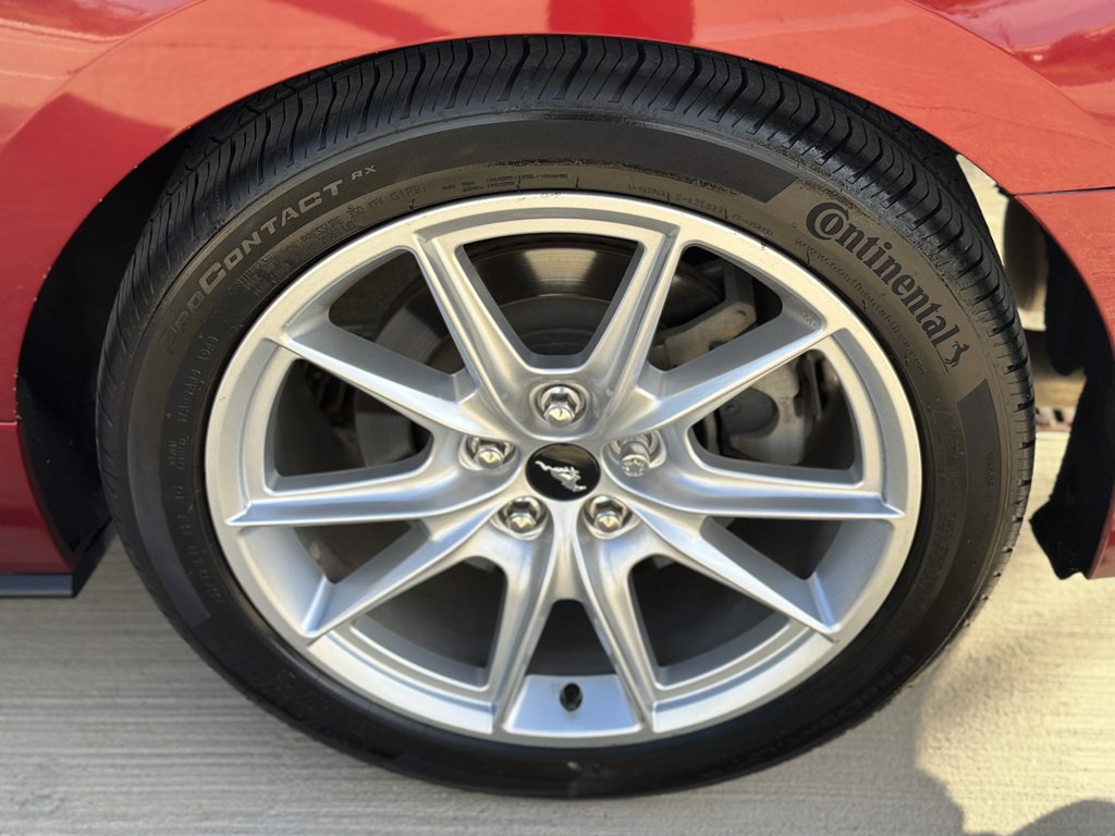 2017 Ford Mustang Image 45