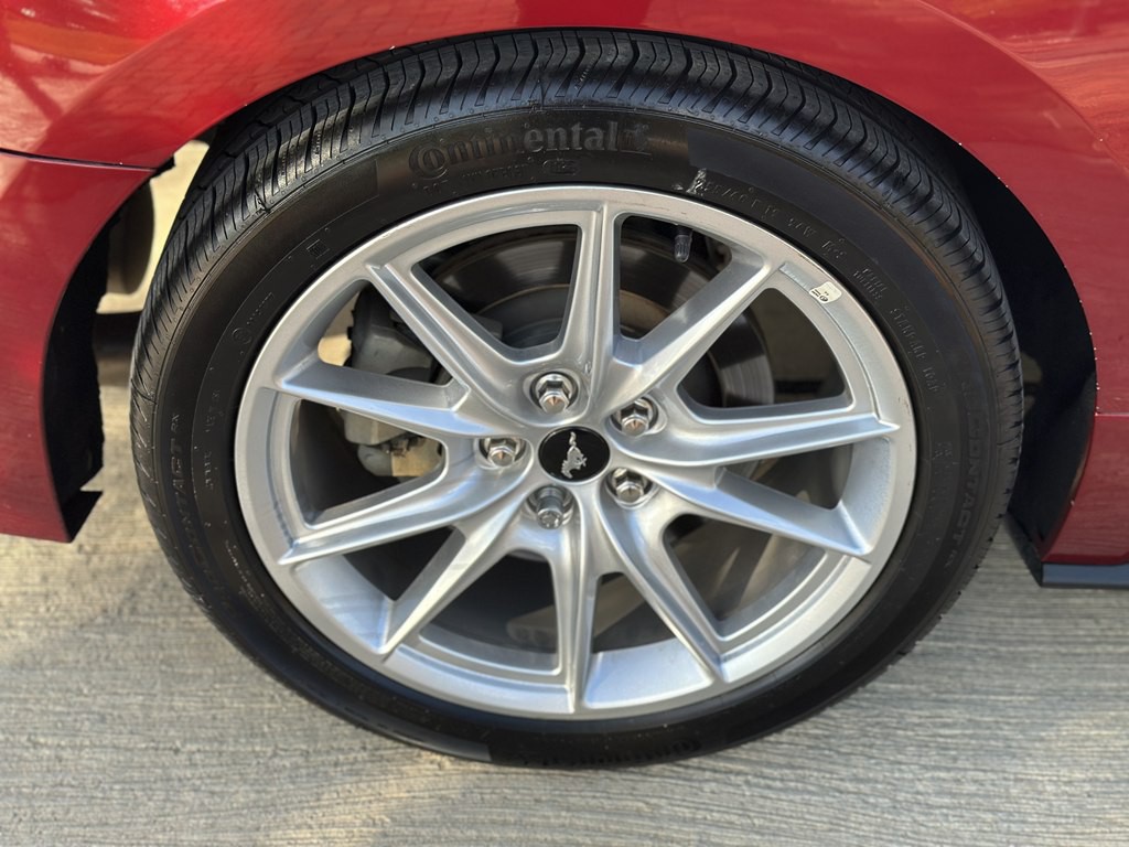 2017 Ford Mustang Image 46