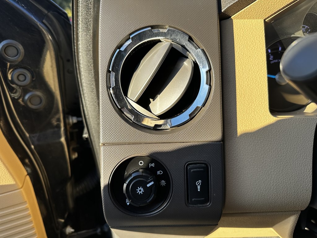 2012 Ford F-250 Image 14