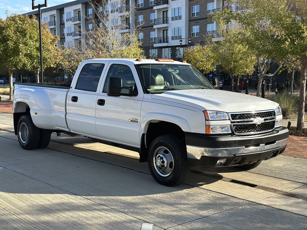 2007 Chevrolet Silverado 1500 Image 3