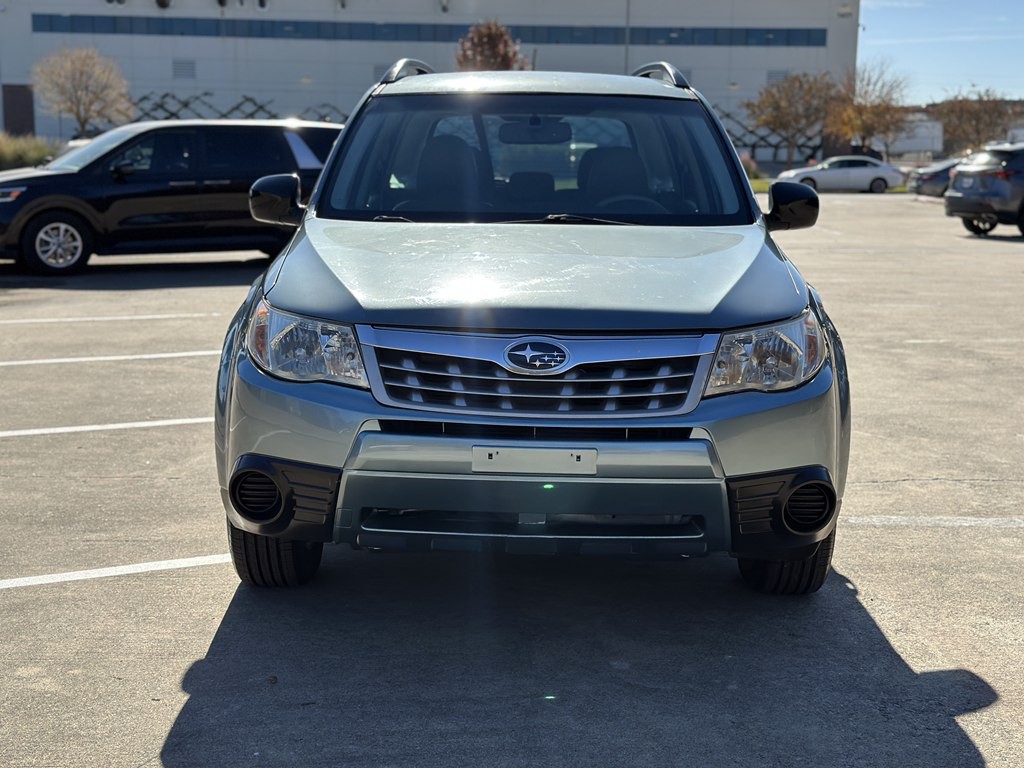 2012 Subaru Forester Image 2