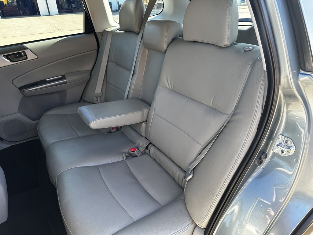 2012 Subaru Forester Image 24