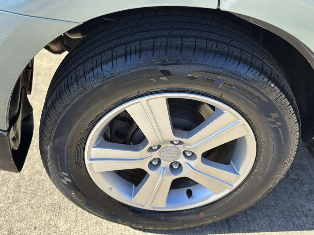 2012 Subaru Forester Image 32