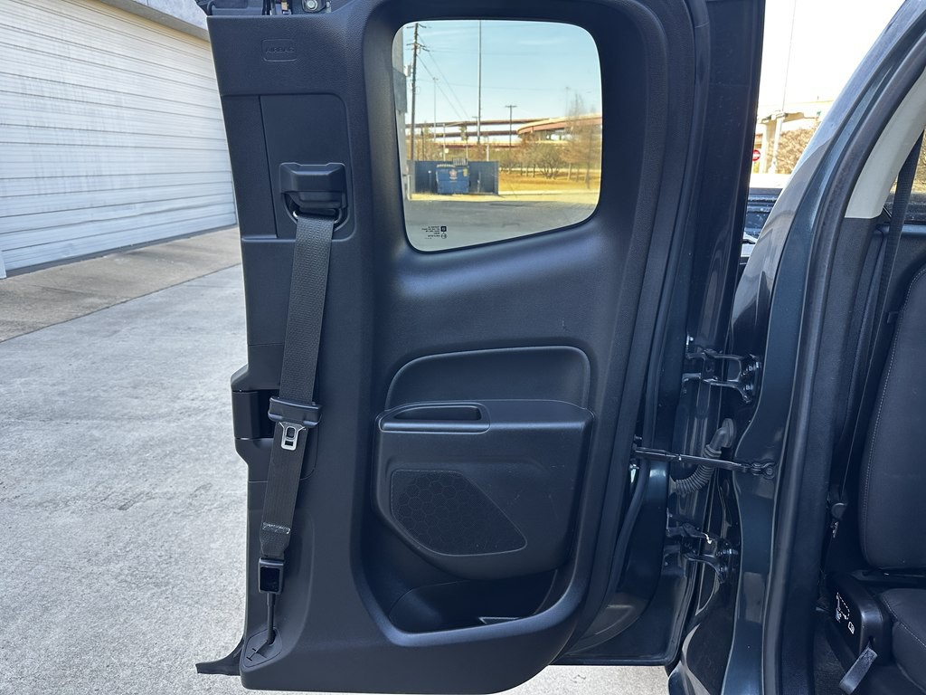 2018 Chevrolet Colorado Image 35