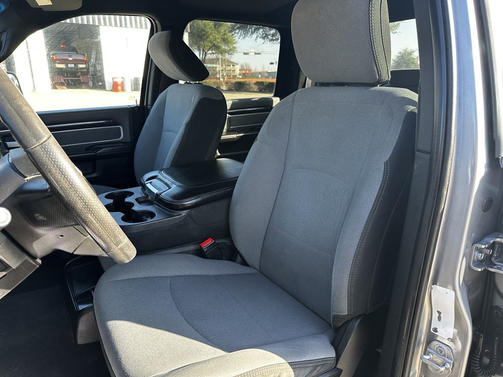 2021 RAM 3500 Image 15