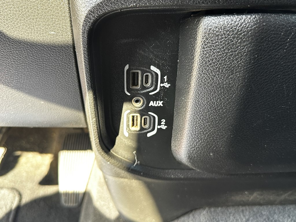 2021 RAM 3500 Image 23