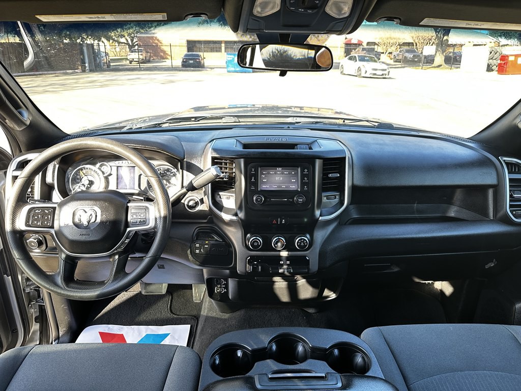 2021 RAM 3500 Image 37