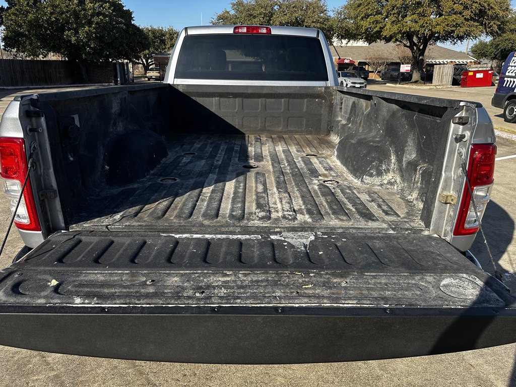 2021 RAM 3500 Image 38