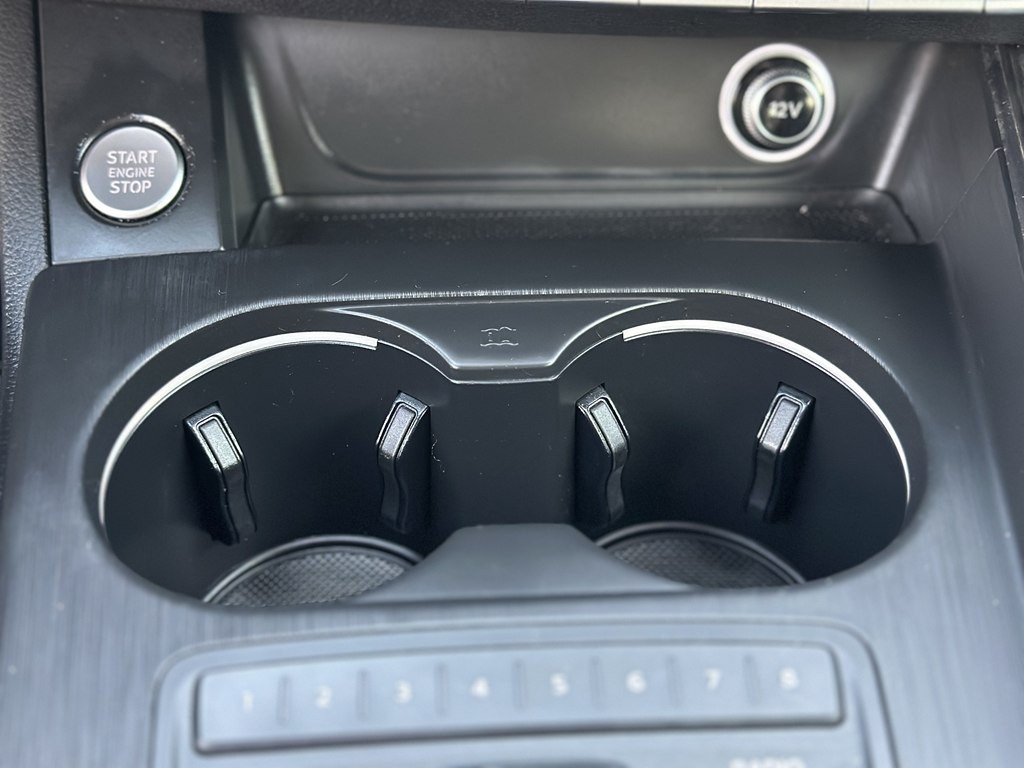 2017 Audi A4 Image 26