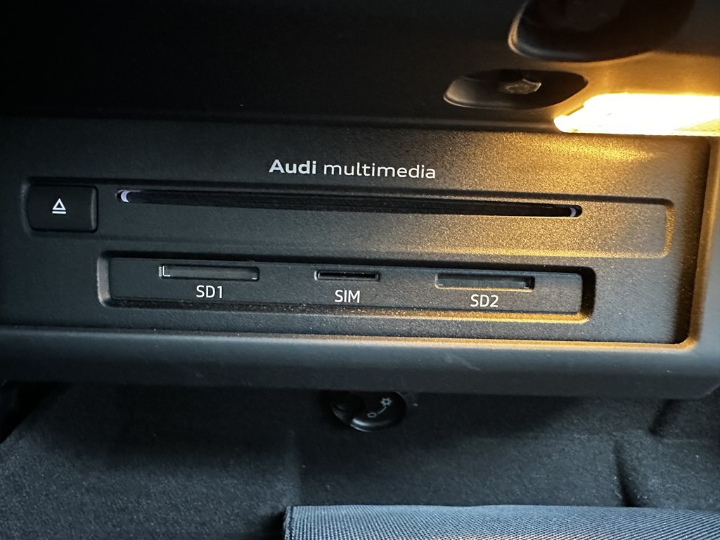 2017 Audi A4 Image 44